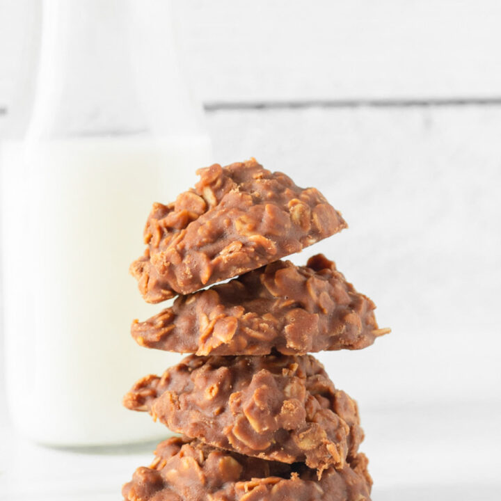 These no bake cookies are a classic dessert recipe made with 6 pantry-staple ingredients for an easy, kid-friendly treat. There is truly nothing better than a classic peanut butter and chocolate no bake cookie.