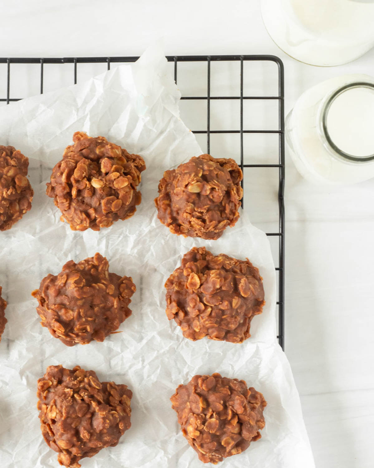 These no bake cookies are a classic dessert recipe made with 6 pantry-staple ingredients for an easy, kid-friendly treat. There is truly nothing better than a classic peanut butter and chocolate no bake cookie.