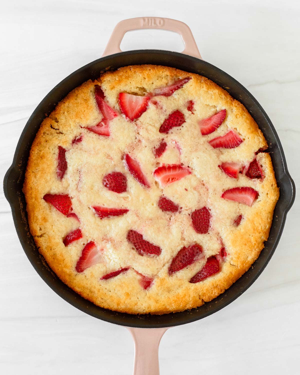 Step 10. Bake the cobbler in the oven