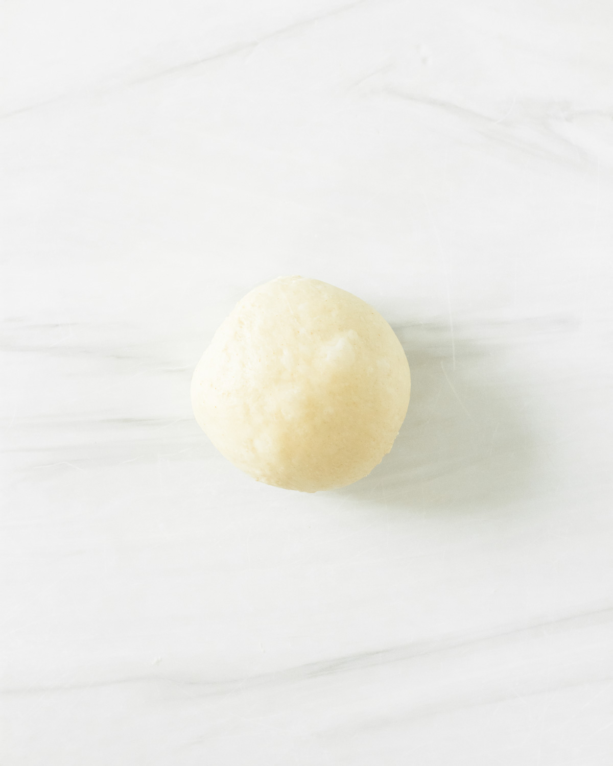 Step 5. Roll the dough up and shape into a ball